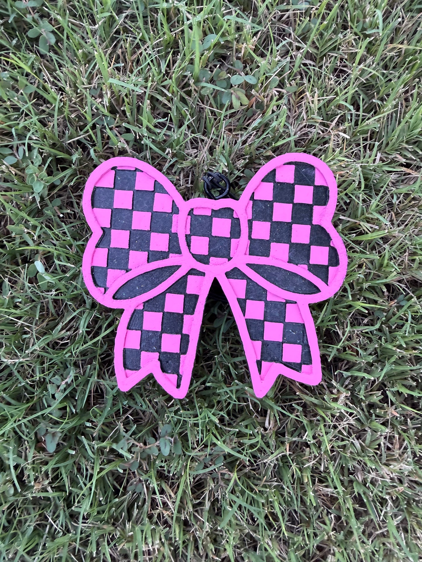 Checkered Bow
