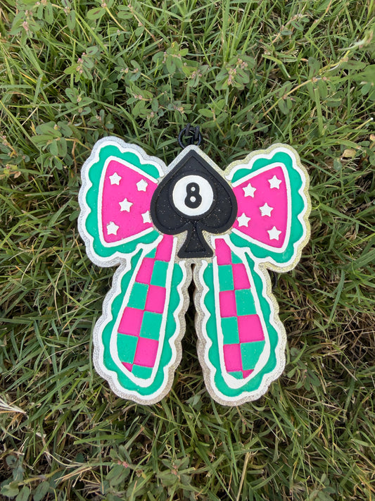 Lucky 8 Bow